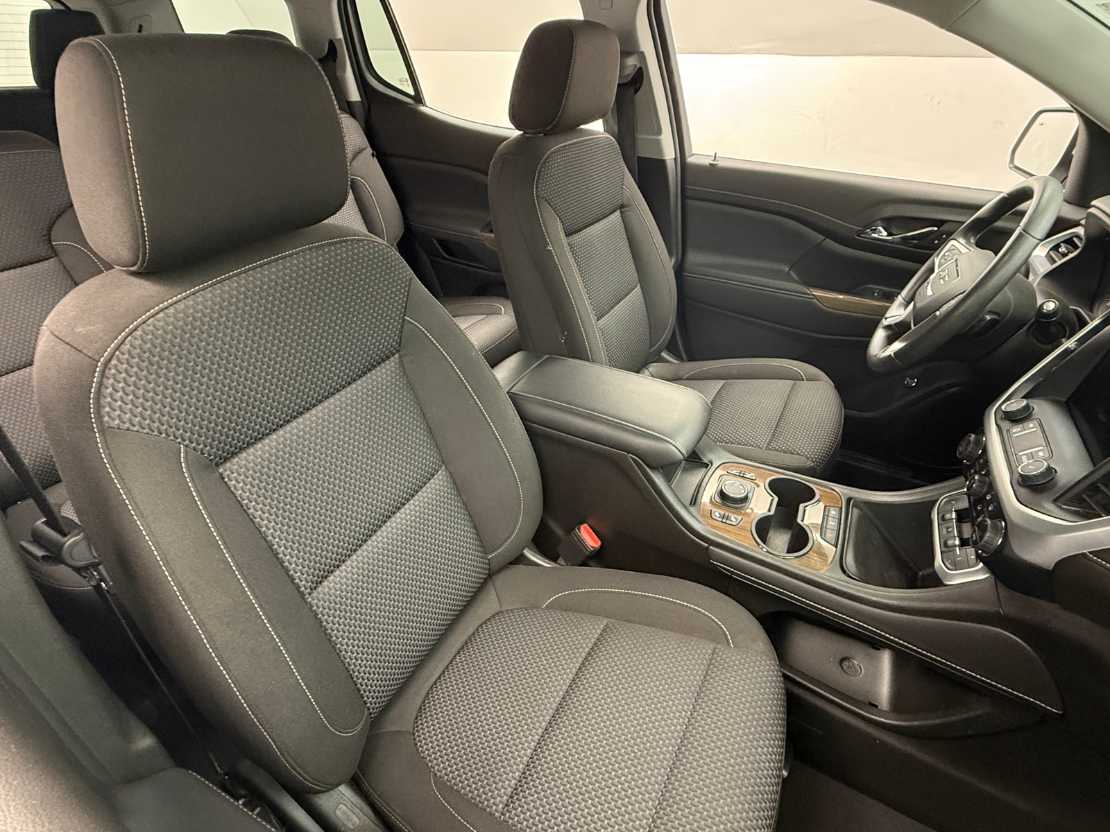 Thumbnail: 2023 GMC Acadia - 2