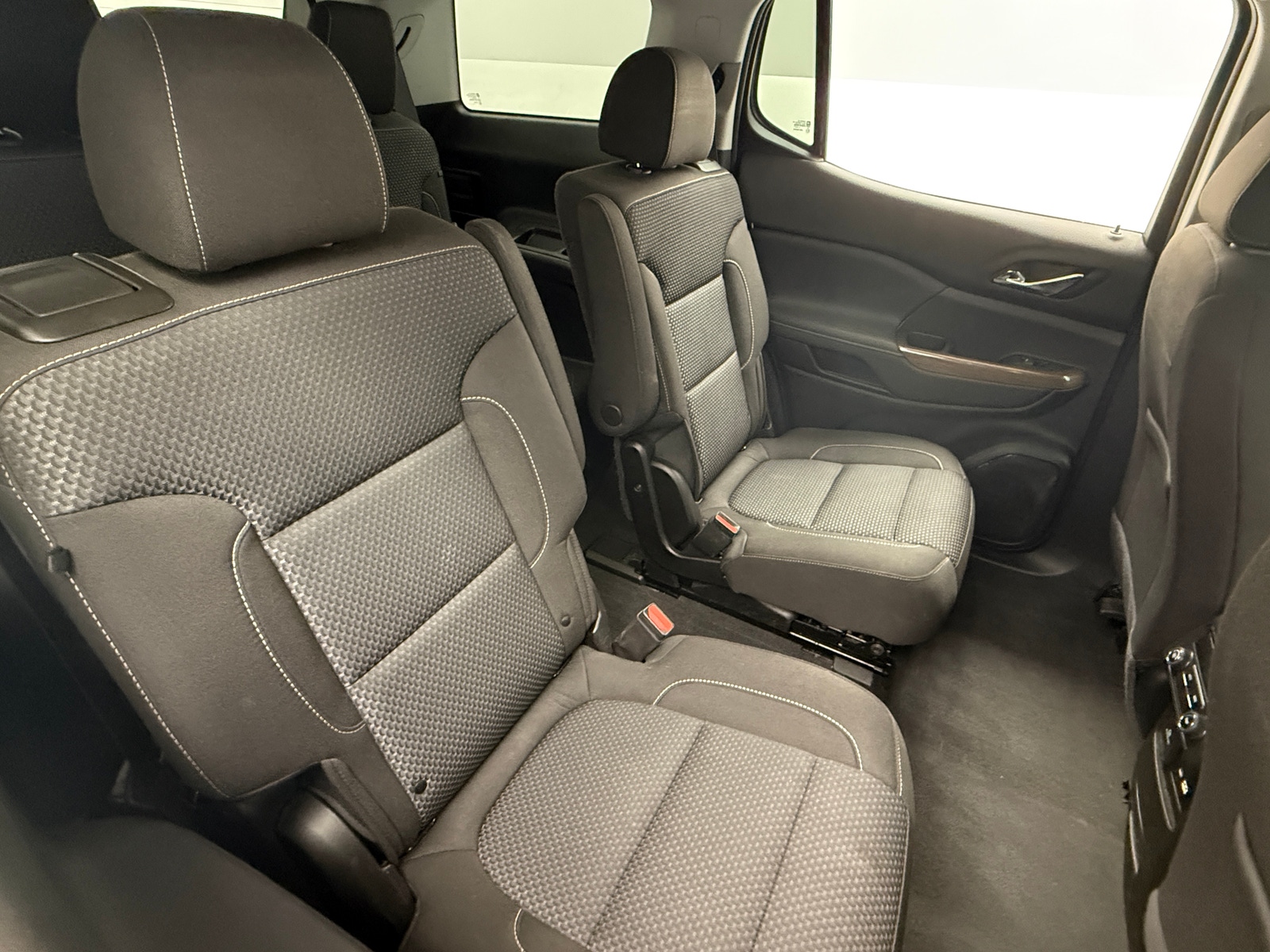 Thumbnail: 2023 GMC Acadia - 6