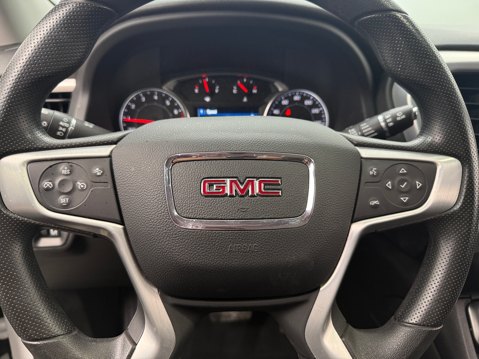 Thumbnail: 2023 GMC Acadia - 5