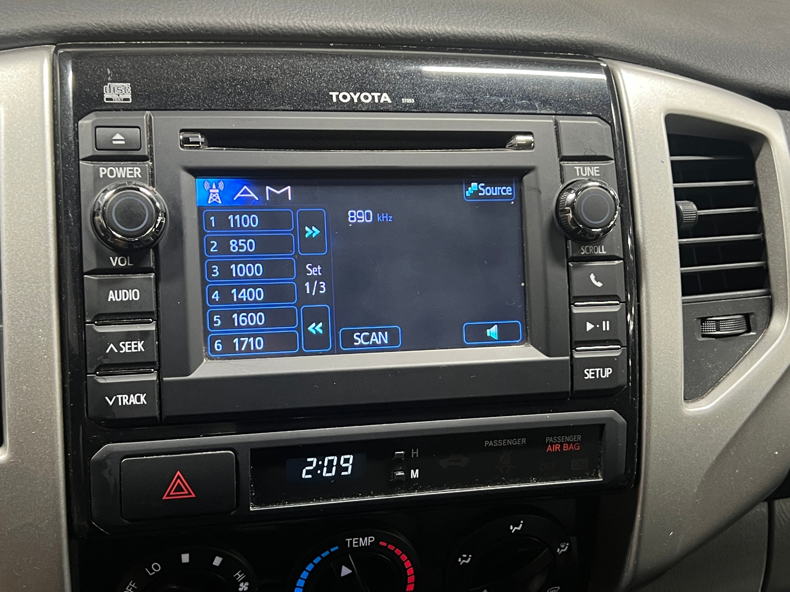 Thumbnail: 2013 Toyota Tacoma - 4