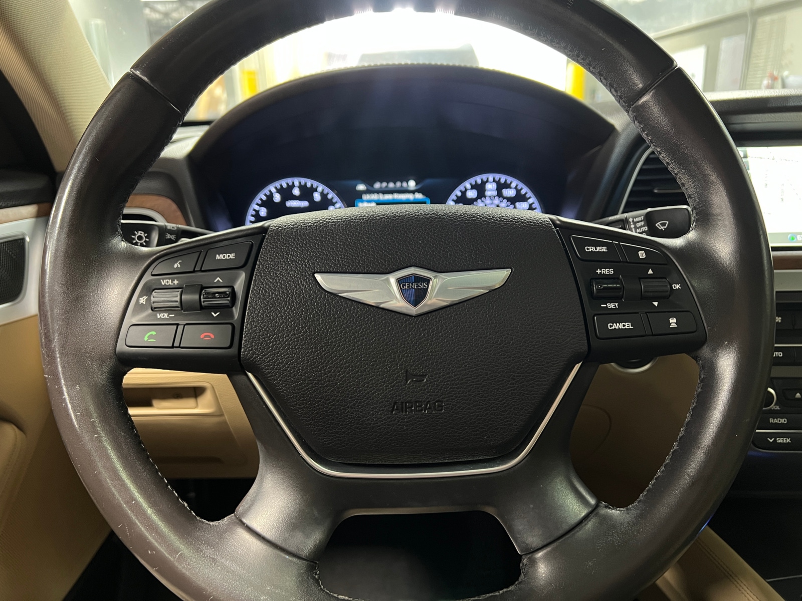 Thumbnail: 2015 Hyundai Genesis - 4