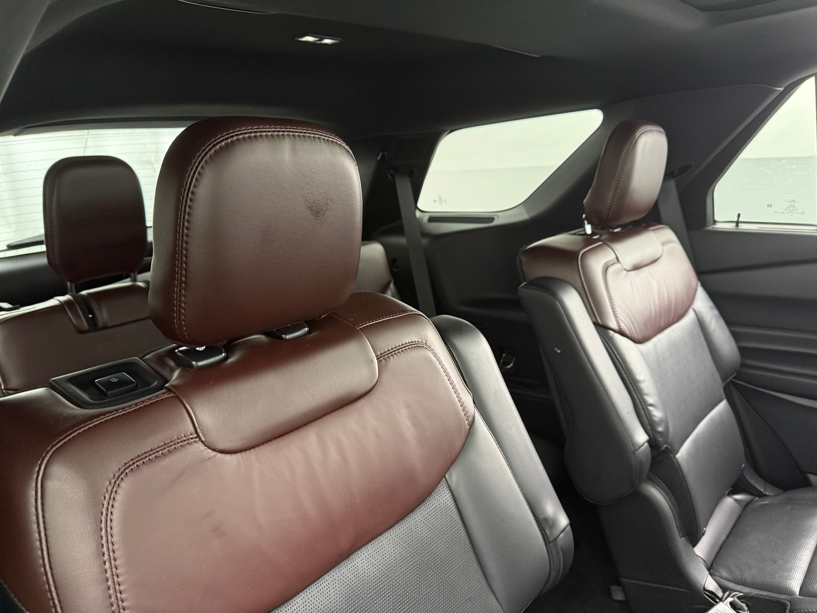 Thumbnail: 2021 Ford Explorer - 5