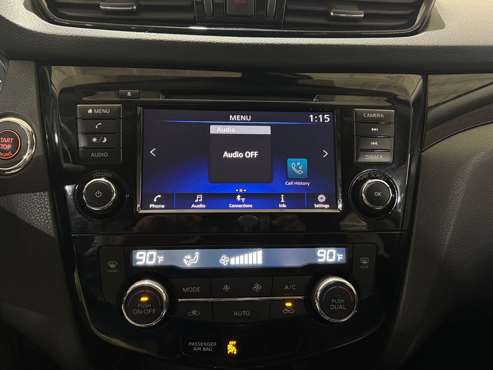 Thumbnail: 2021 Nissan Rogue Sport - 4