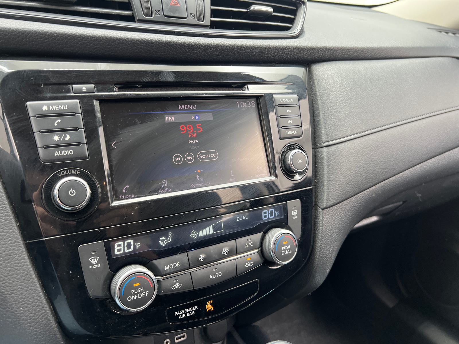 Thumbnail: 2018 Nissan Rogue - 4