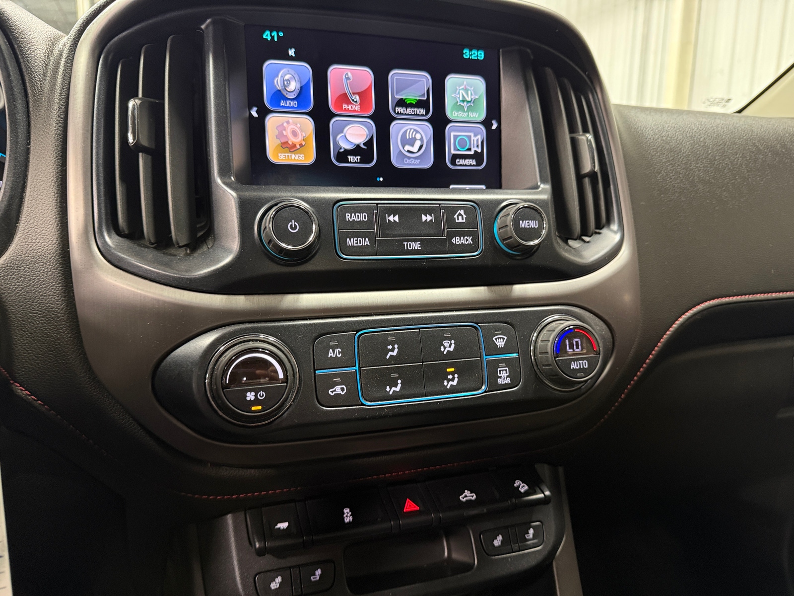 Thumbnail: 2018 GMC Canyon - 4