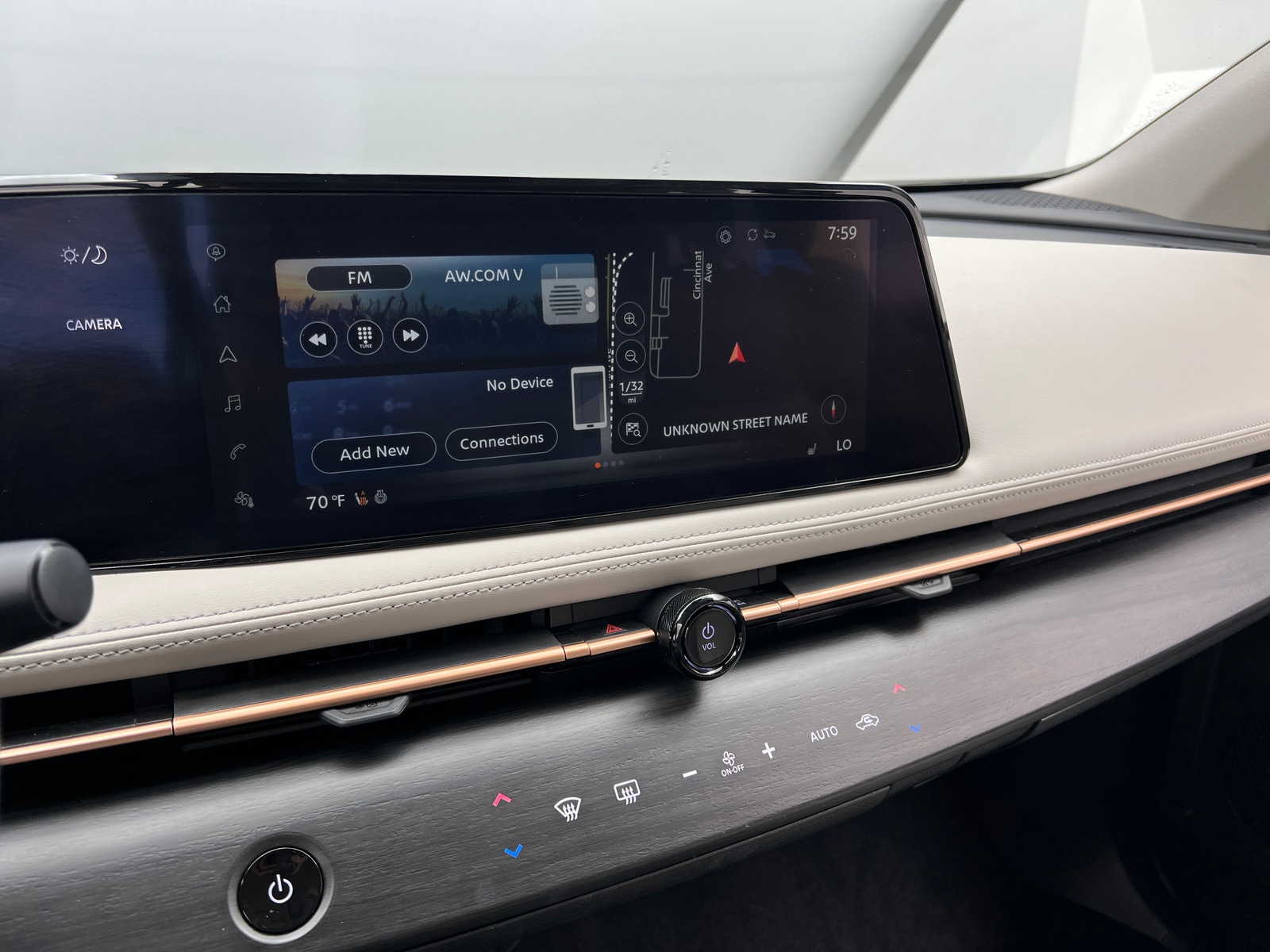 Thumbnail: 2024 Nissan Ariya - 3