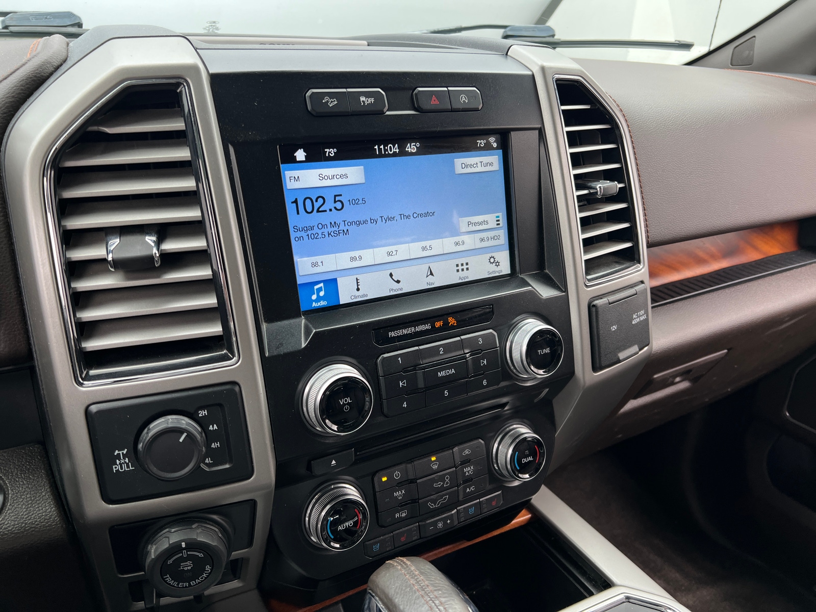 Thumbnail: 2017 Ford Econoline - 3