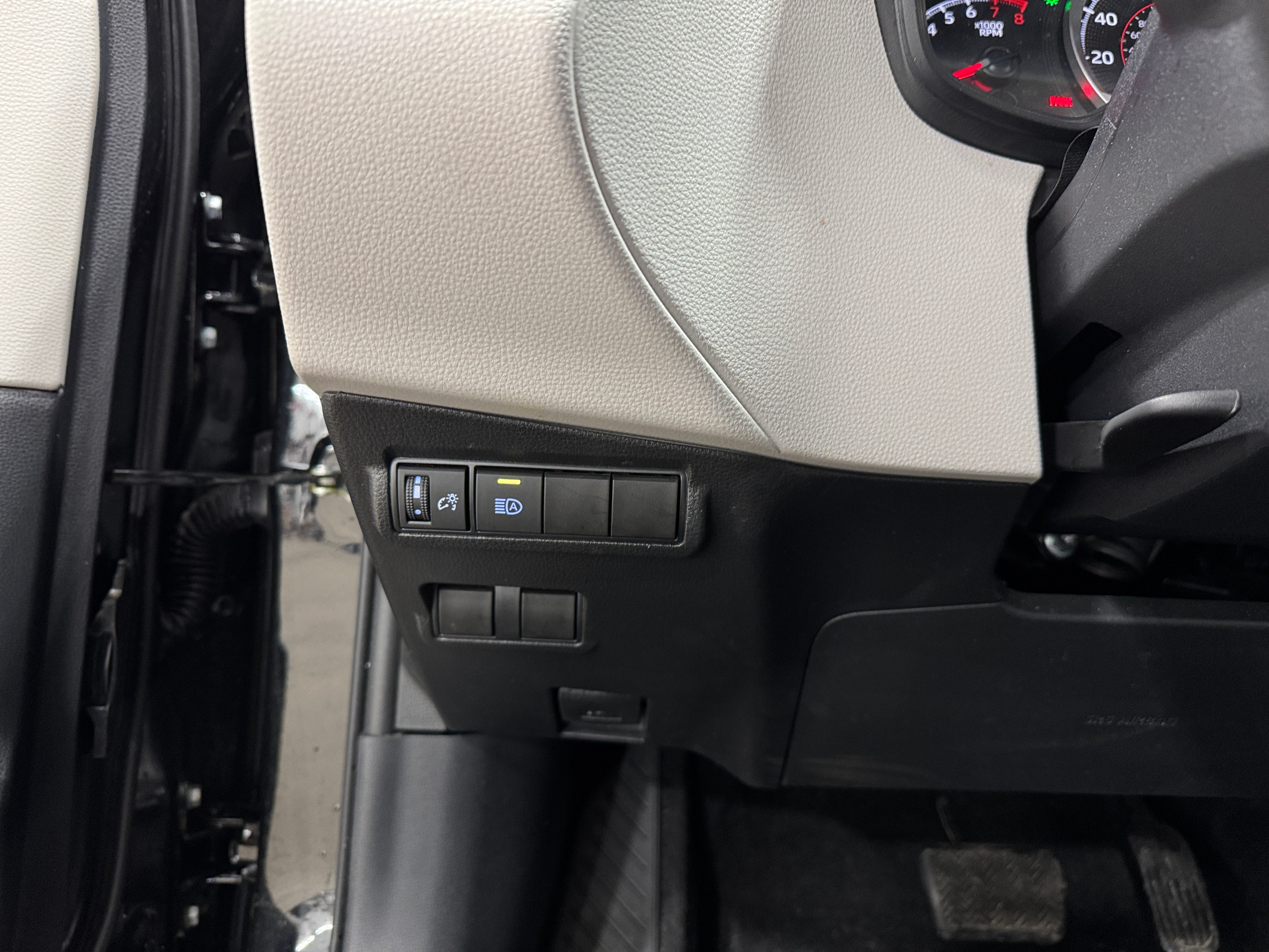 Used 2022 Toyota Corolla Cross LE with VIN 7MUCAABGXNV036945 for sale in Northfield, Minnesota