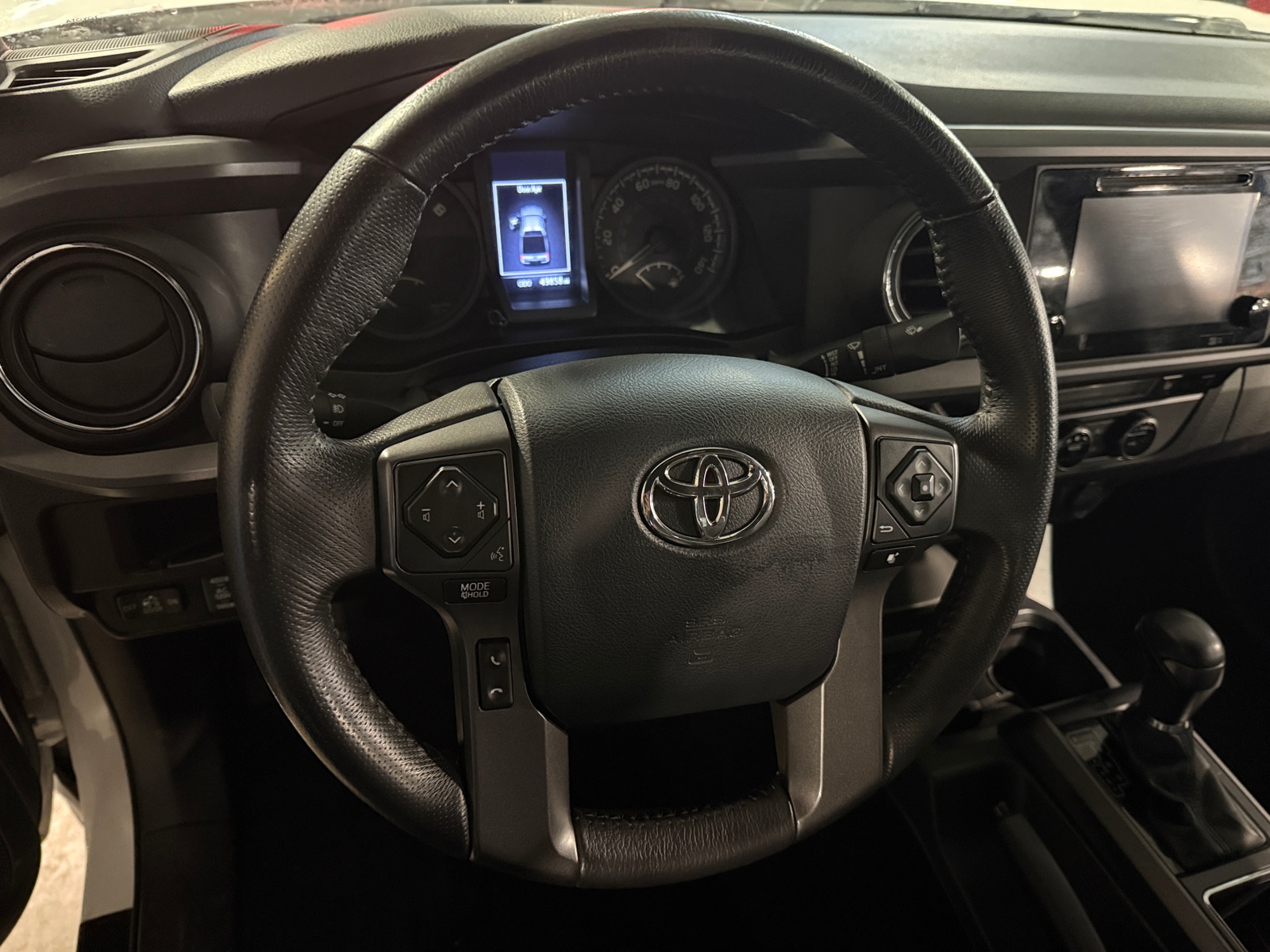 Thumbnail: 2017 Toyota Tacoma - 5