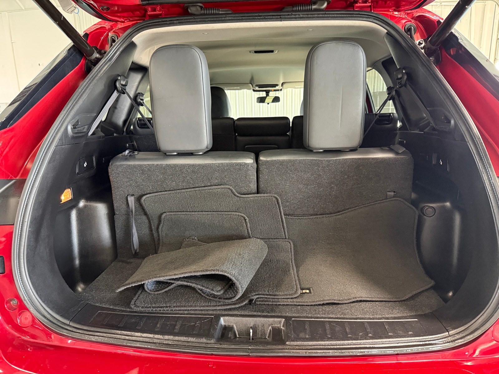 Thumbnail: 2024 Mitsubishi Outlander - 6