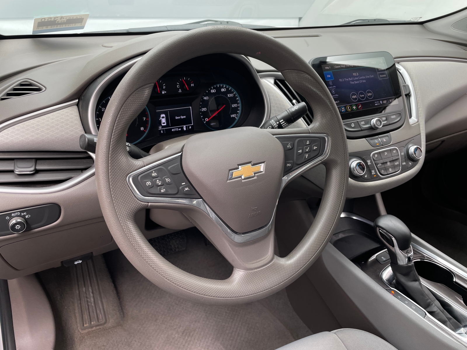 Thumbnail: 2022 Chevrolet Malibu - 5