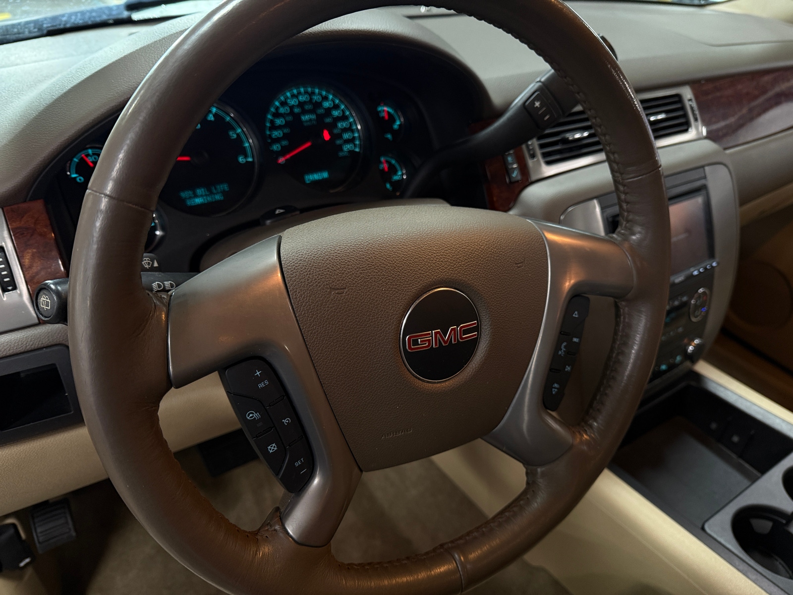 Thumbnail: 2014 GMC Yukon - 4