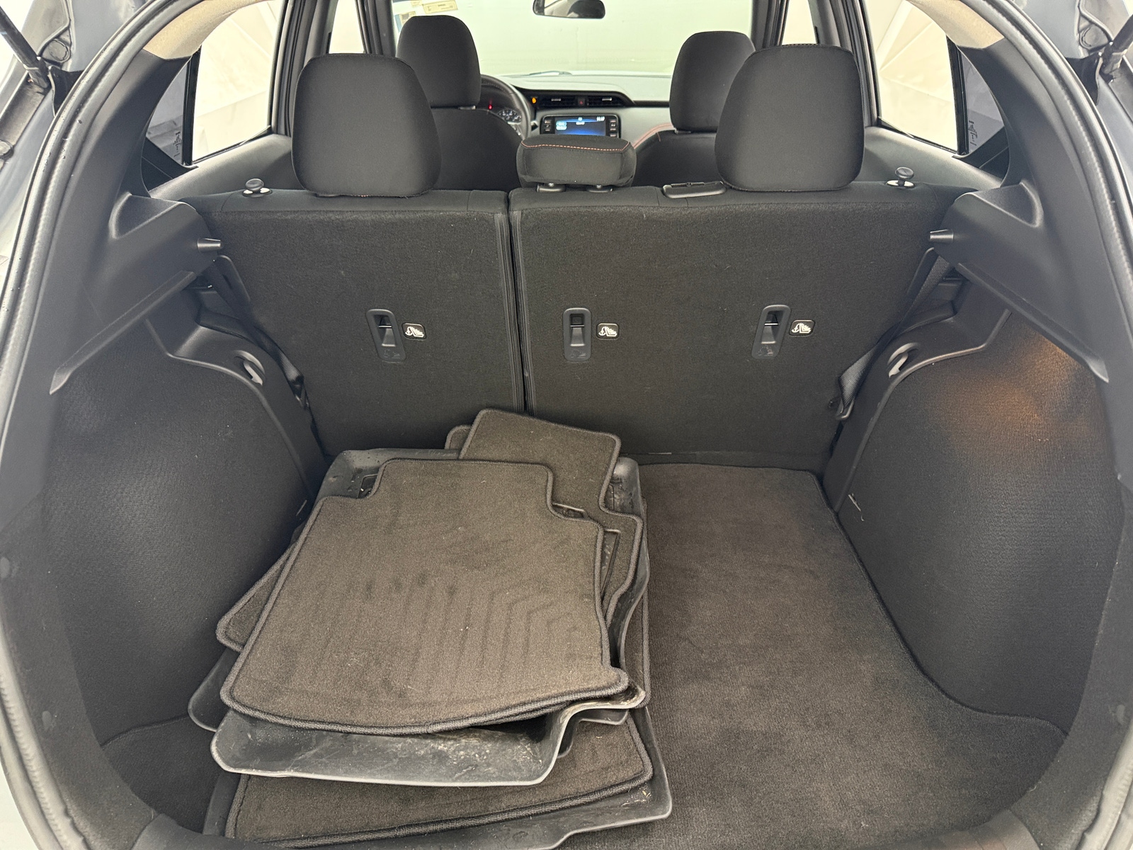 Thumbnail: 2024 Nissan Kicks - 7