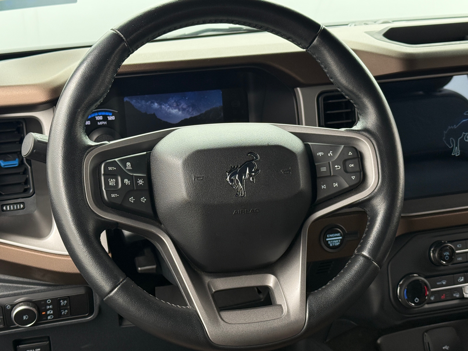 Thumbnail: 2023 Ford Bronco - 4