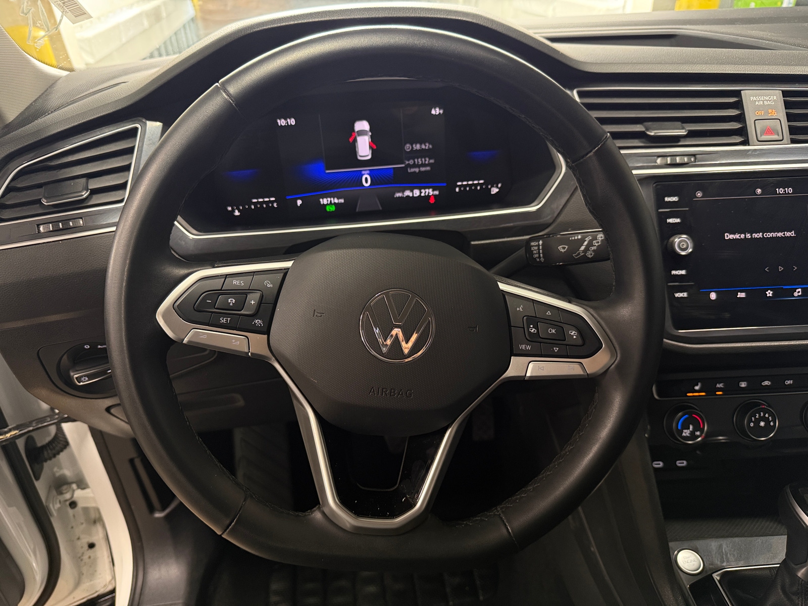 Thumbnail: 2024 Volkswagen Tiguan - 4