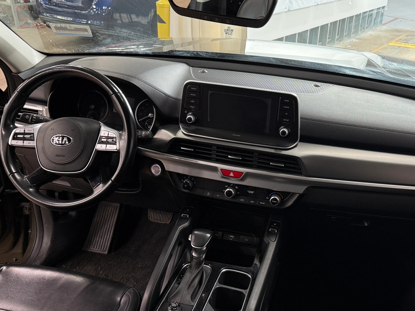 Thumbnail: 2020 Kia Telluride - 2