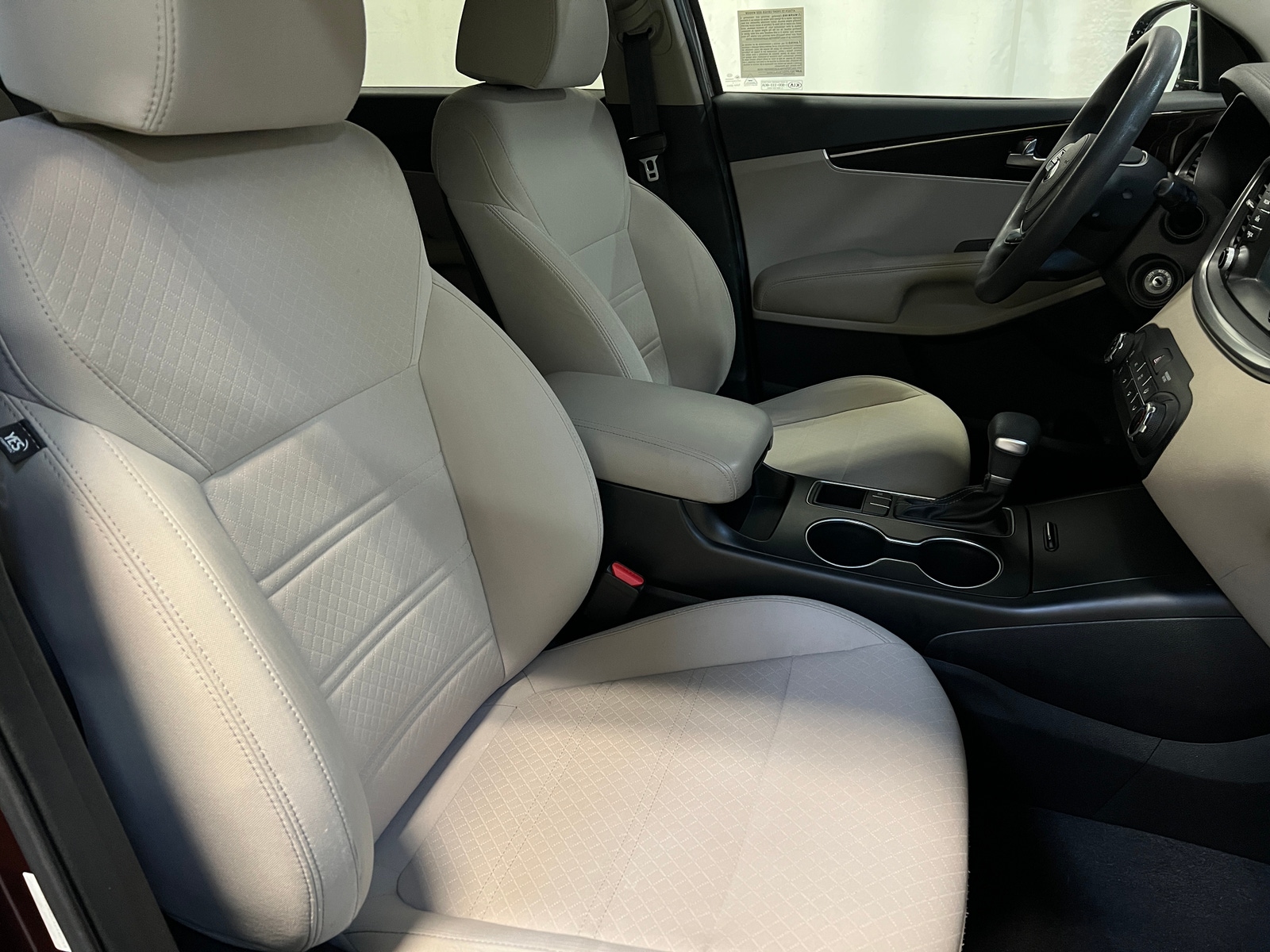 Thumbnail: 2019 Kia Sorento - 2