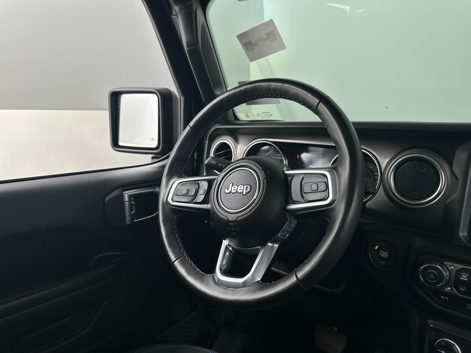 Thumbnail: 2023 Jeep Wrangler - 5