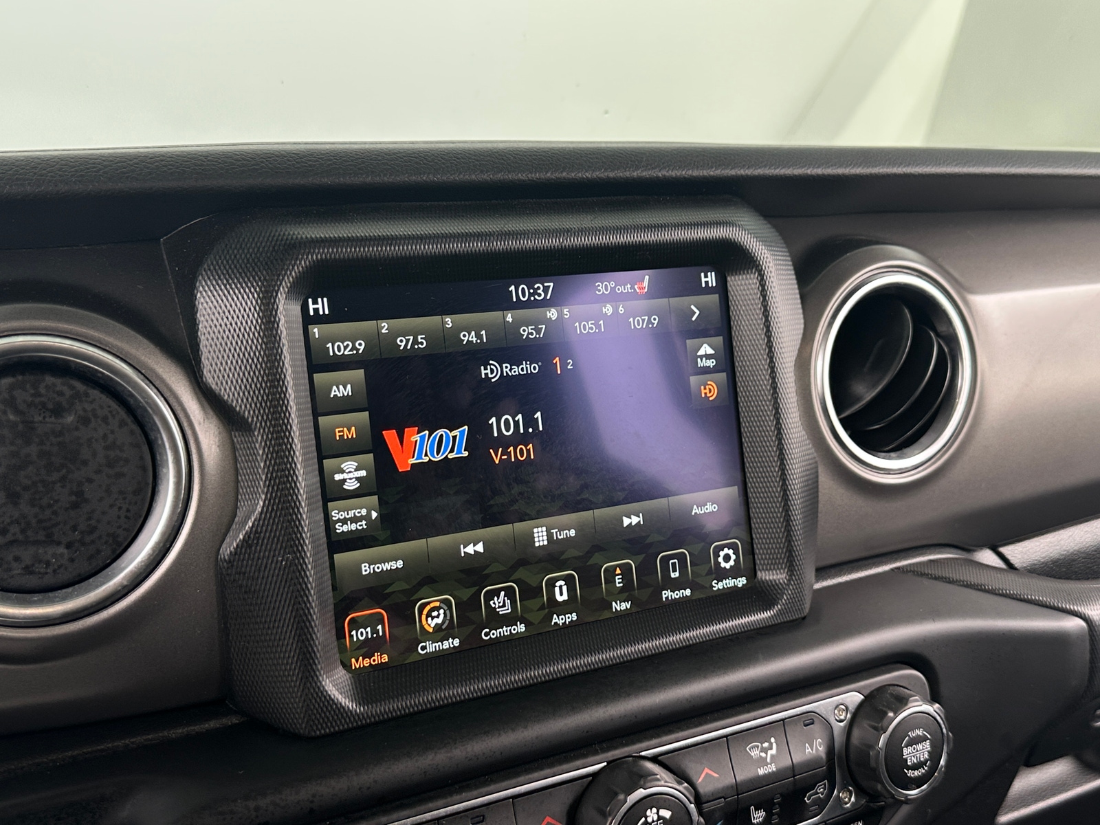 Thumbnail: 2023 Jeep Wrangler - 4