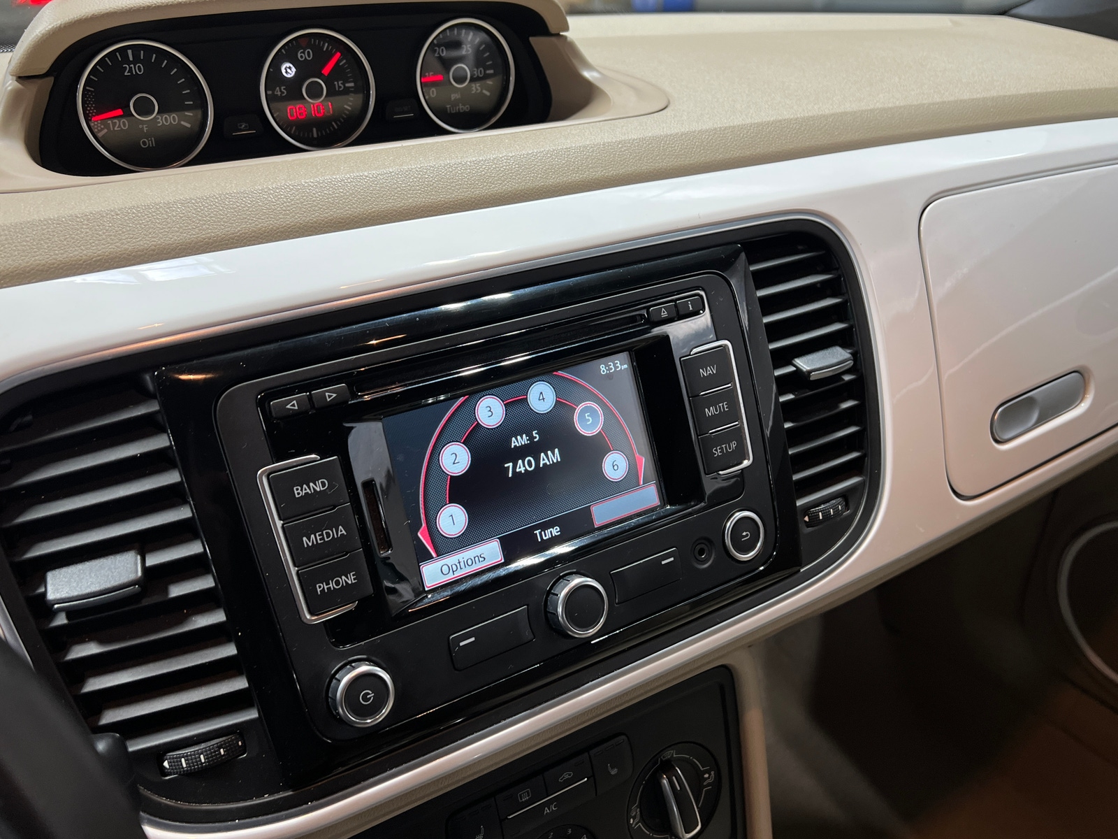 Thumbnail: 2013 Volkswagen Beetle - 3