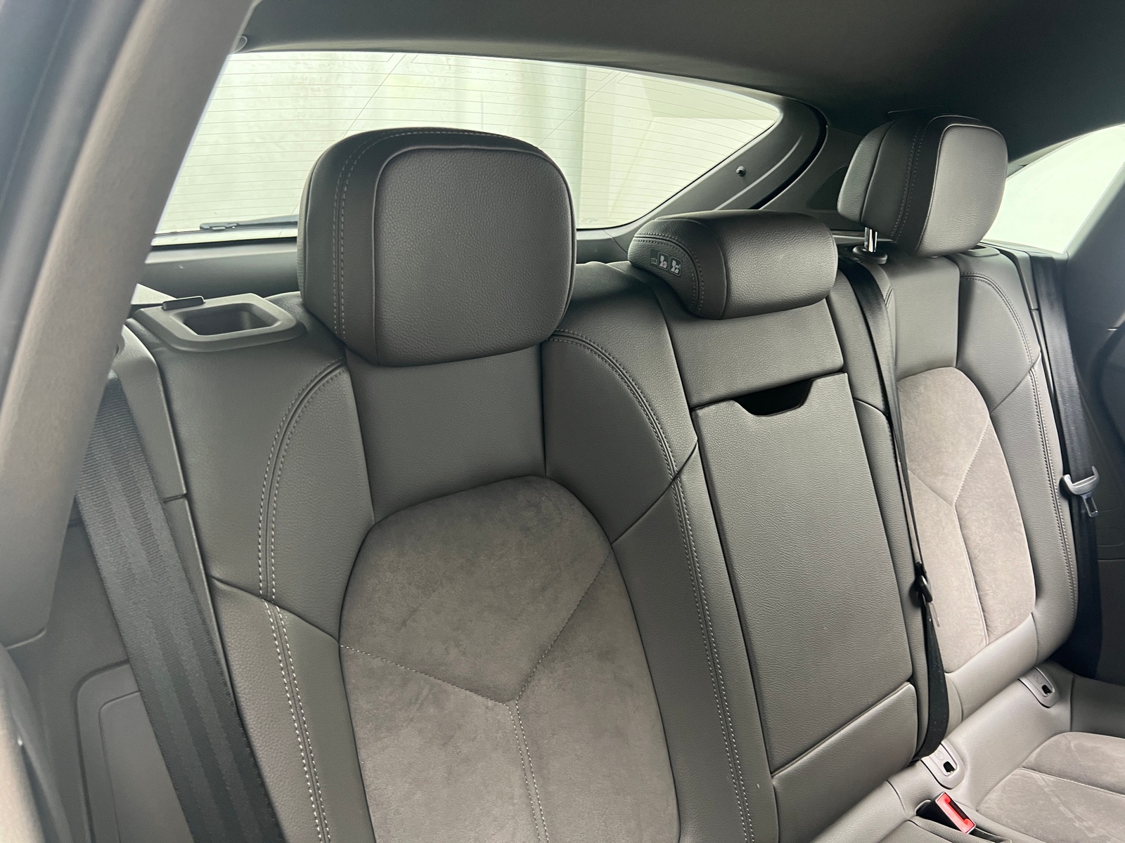 Thumbnail: 2017 Porsche Macan - 5