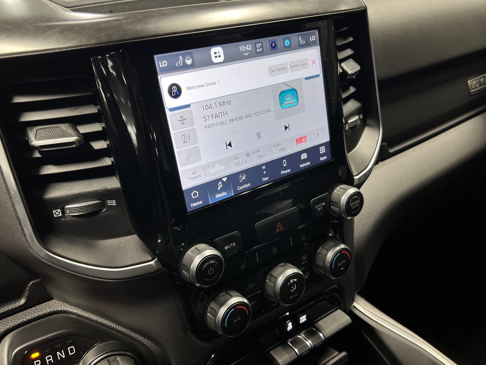 Thumbnail: 2024 RAM 1500 - 4