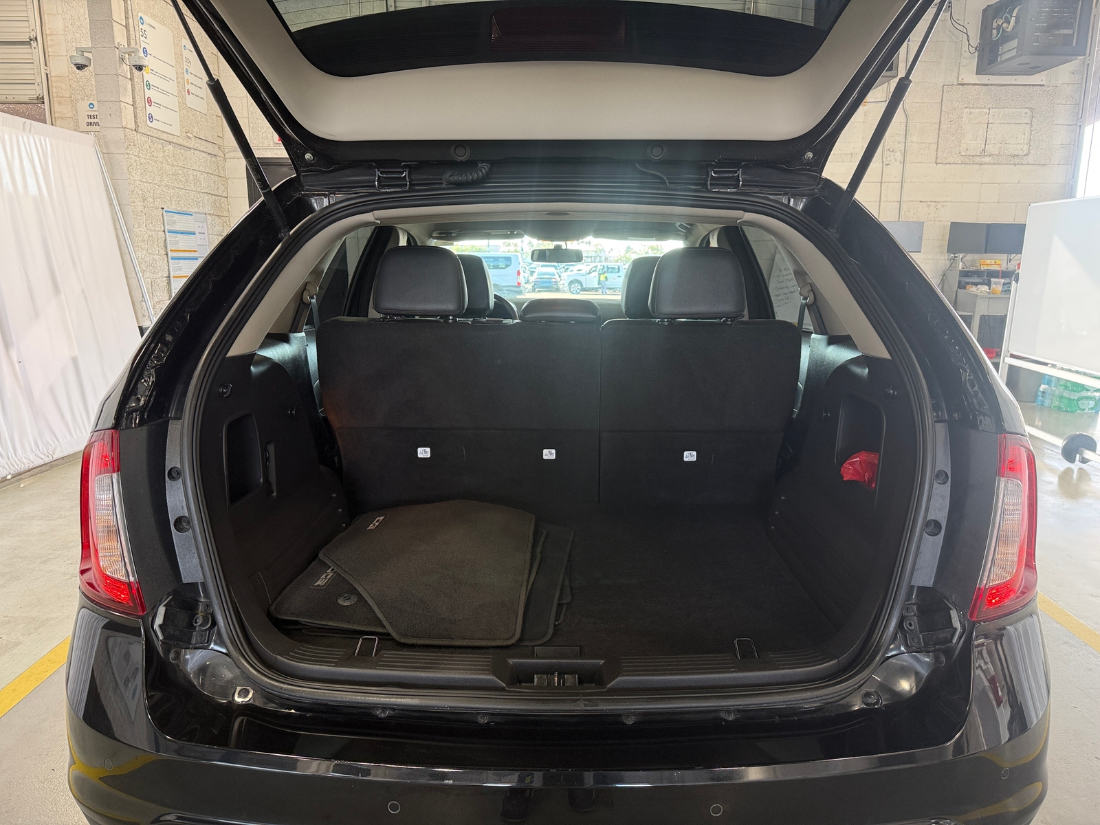 Thumbnail: 2014 Ford Edge - 7