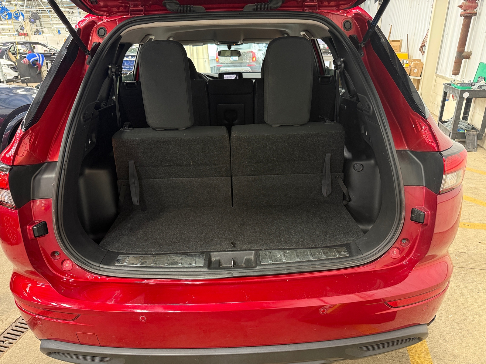 Thumbnail: 2022 Mitsubishi Outlander - 7