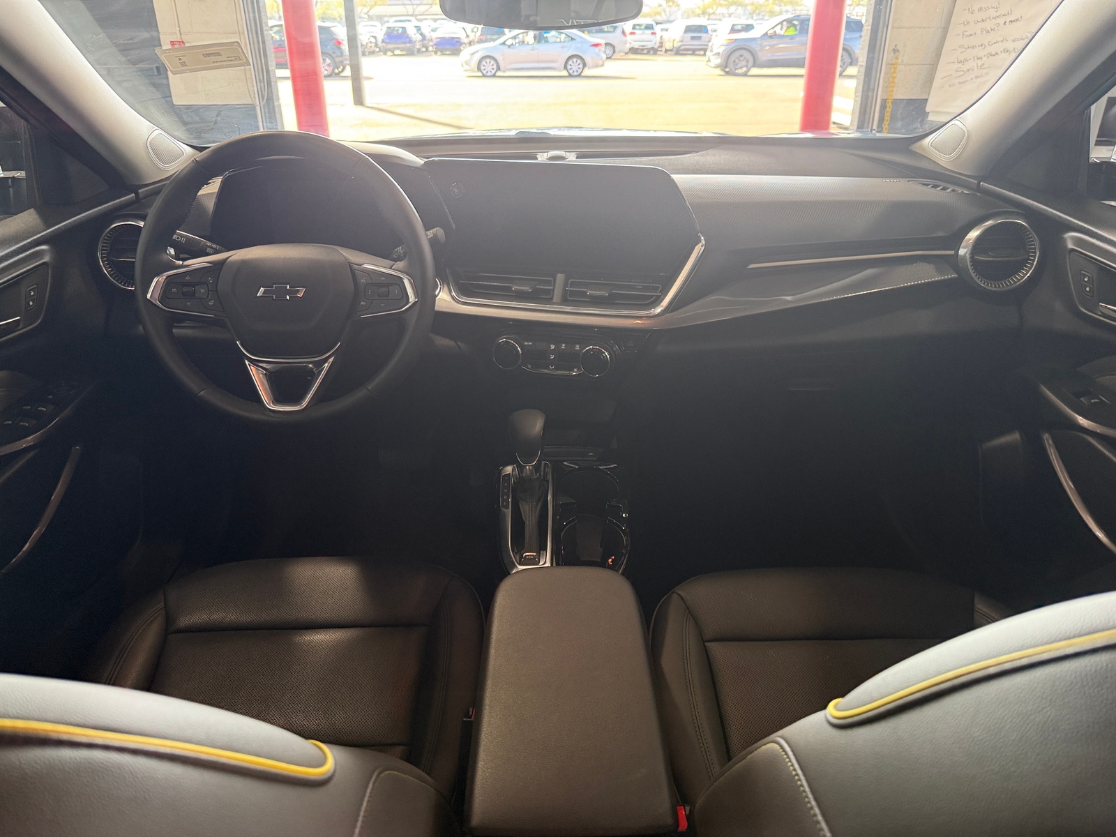 Thumbnail: 2025 Chevrolet Trax - 2