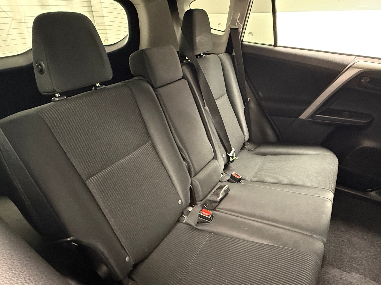 Thumbnail: 2018 Toyota RAV4 - 6