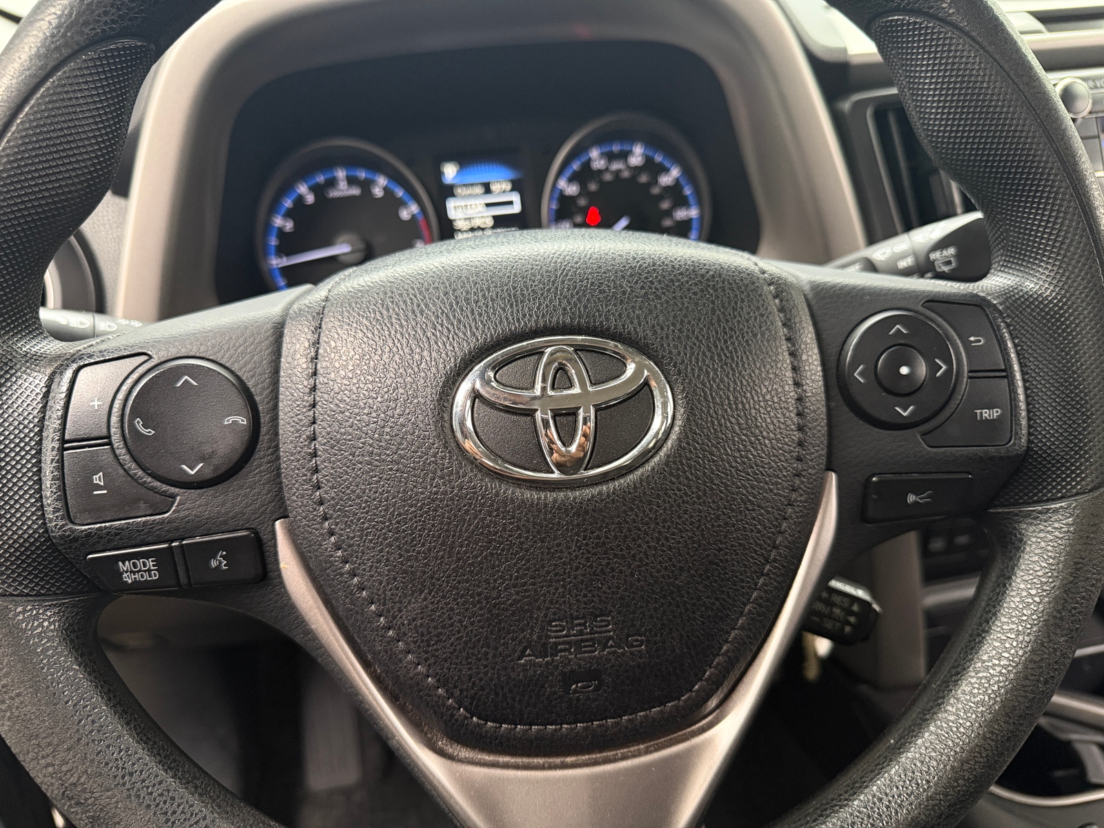 Thumbnail: 2018 Toyota RAV4 - 5