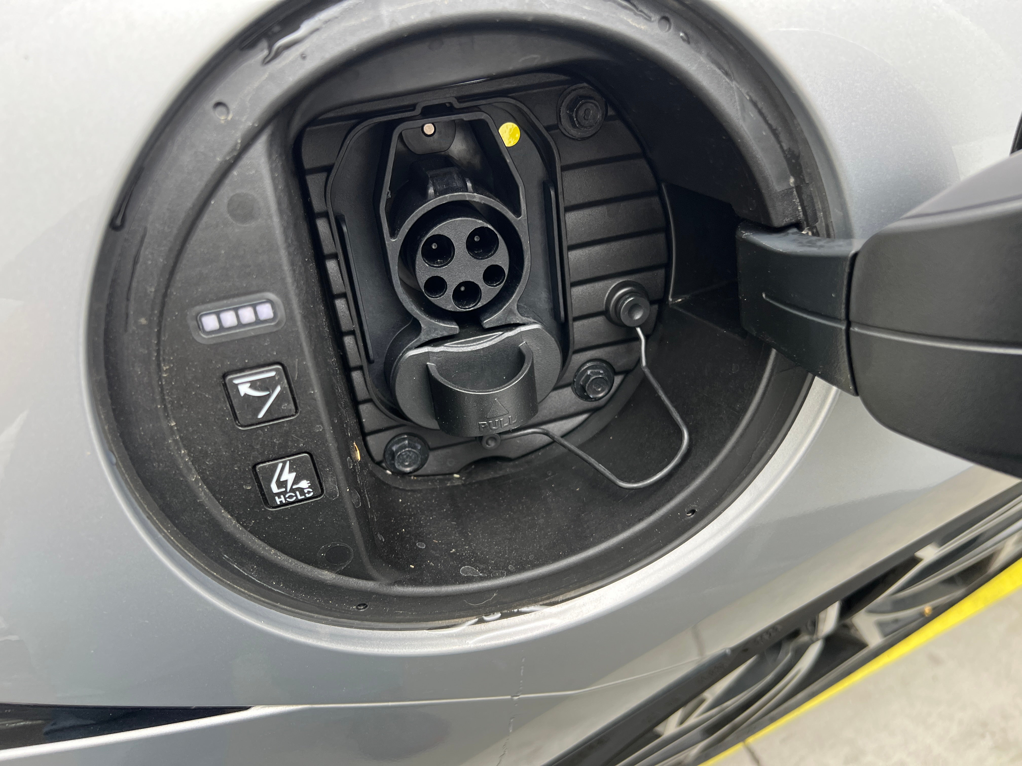 Used 2025 Hyundai IONIQ 6 SEL with VIN KMHM34AA5SA088625 for sale in Oak Creek, WI