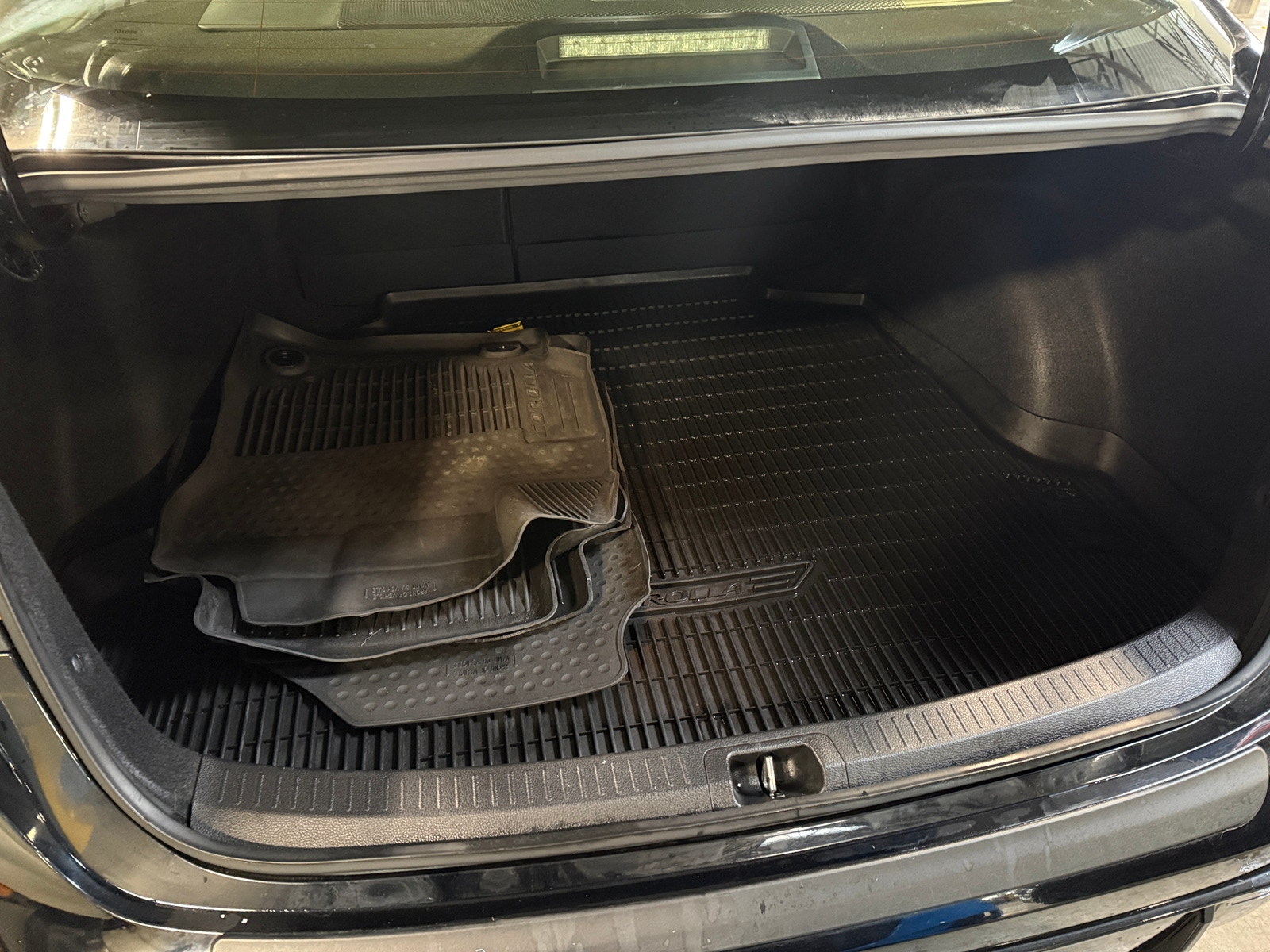 Thumbnail: 2023 Toyota Corolla - 7