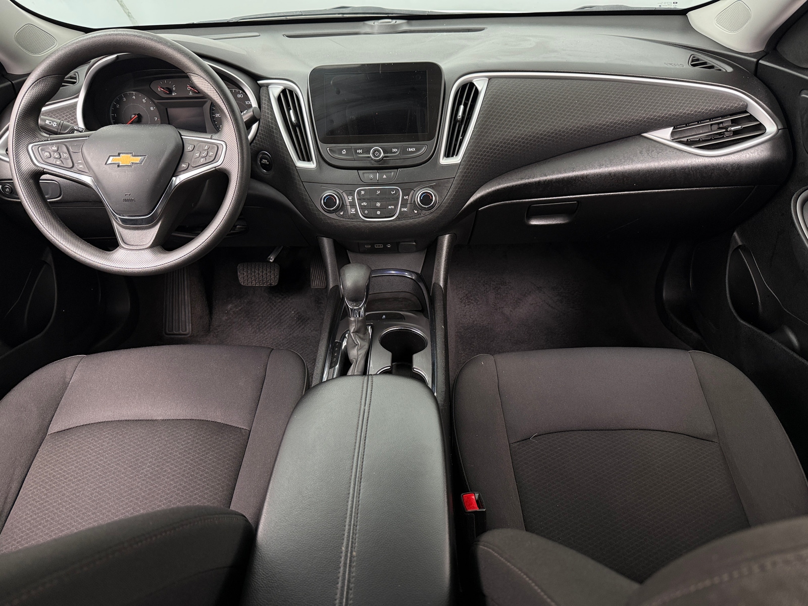 Thumbnail: 2023 Chevrolet Malibu - 3