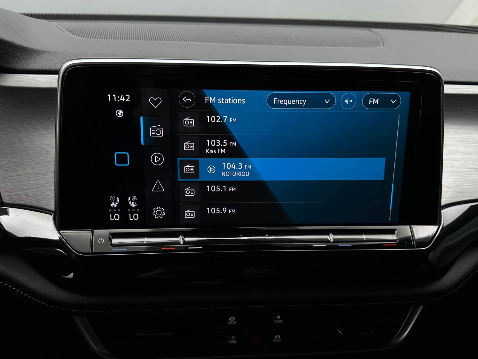 Thumbnail: 2025 Volkswagen Atlas - 3