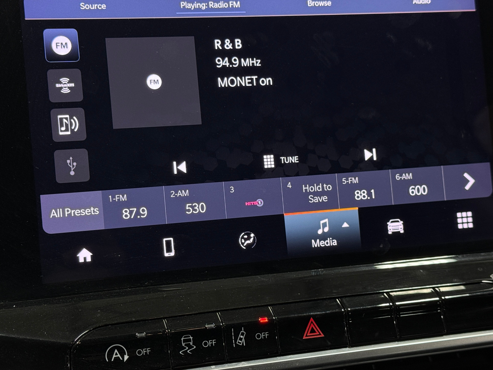 Thumbnail: 2022 Jeep Compass - 3