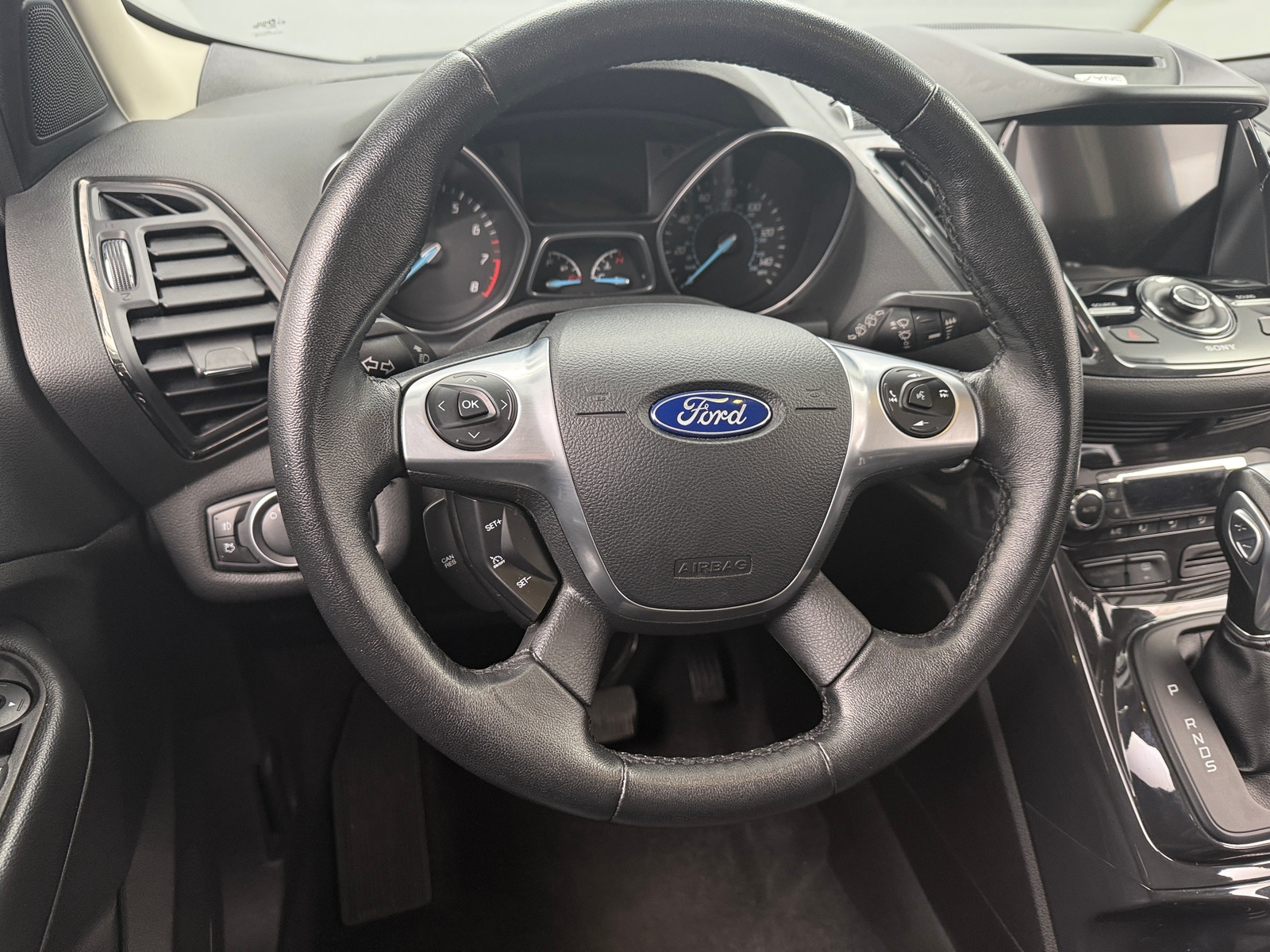 Thumbnail: 2016 Ford Escape - 4