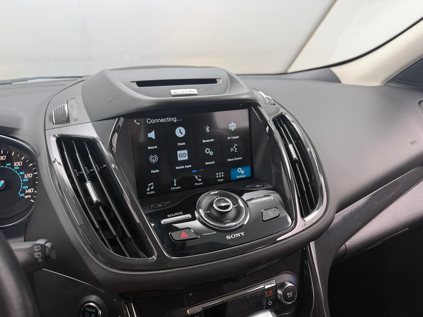 Thumbnail: 2016 Ford Escape - 3