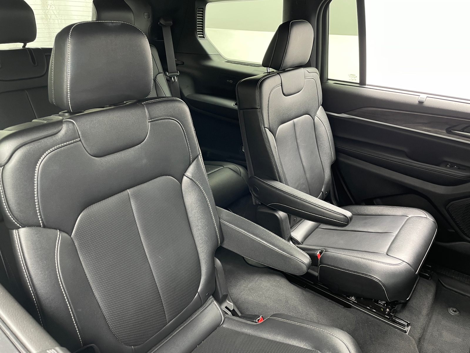 Thumbnail: 2024 Jeep Grand Cherokee L - 5