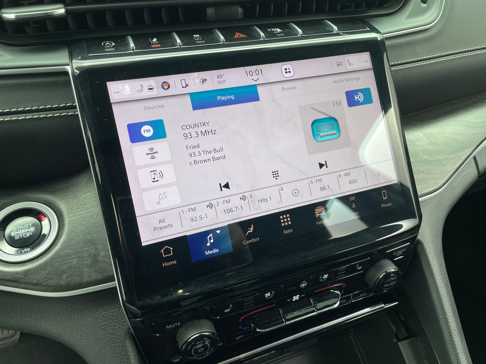 Thumbnail: 2024 Jeep Grand Cherokee L - 3