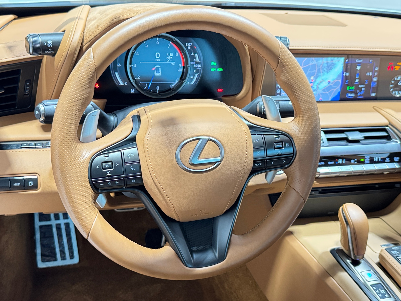 Thumbnail: 2021 Lexus LC - 3