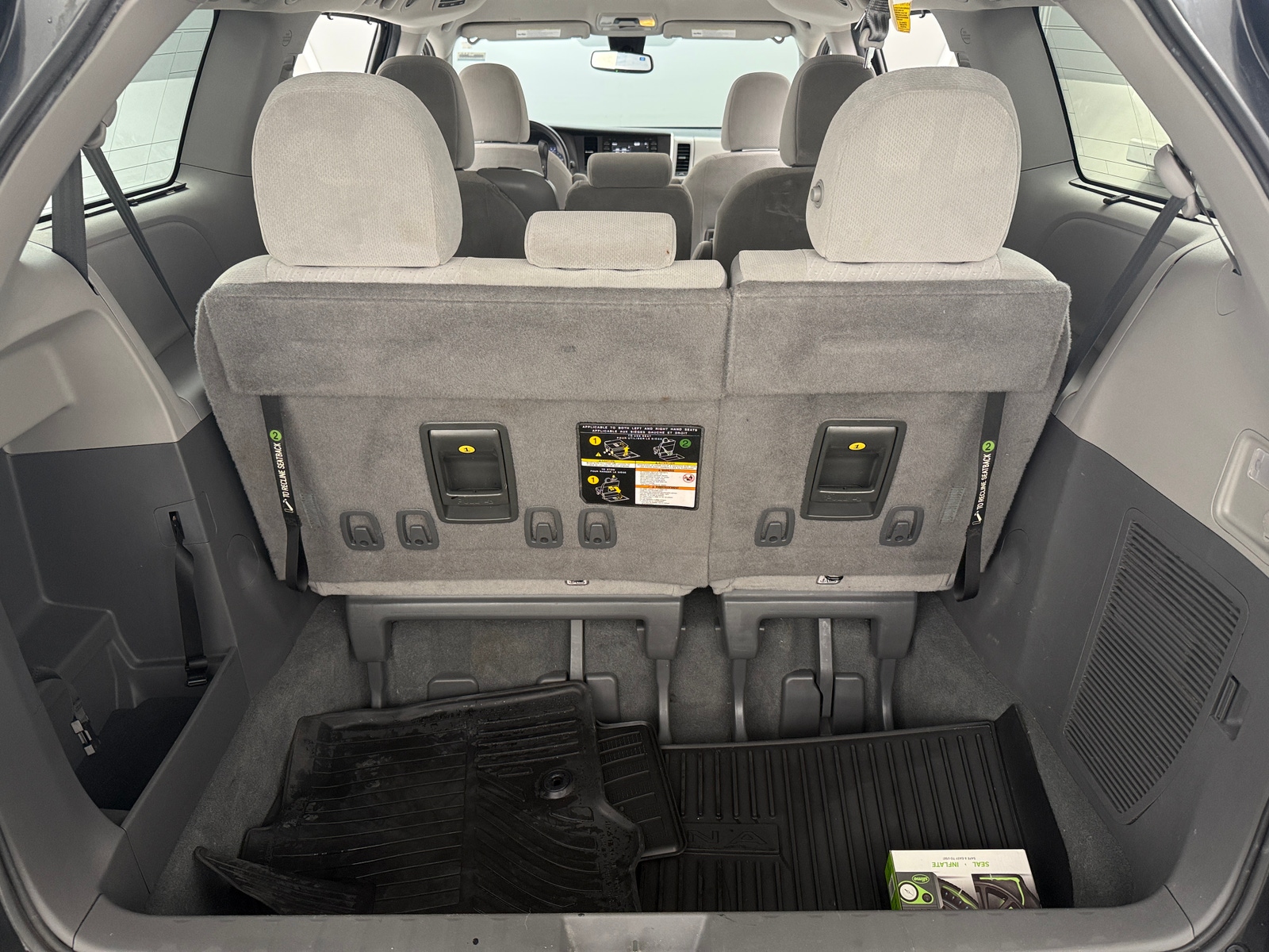 Thumbnail: 2020 Toyota Sienna - 7