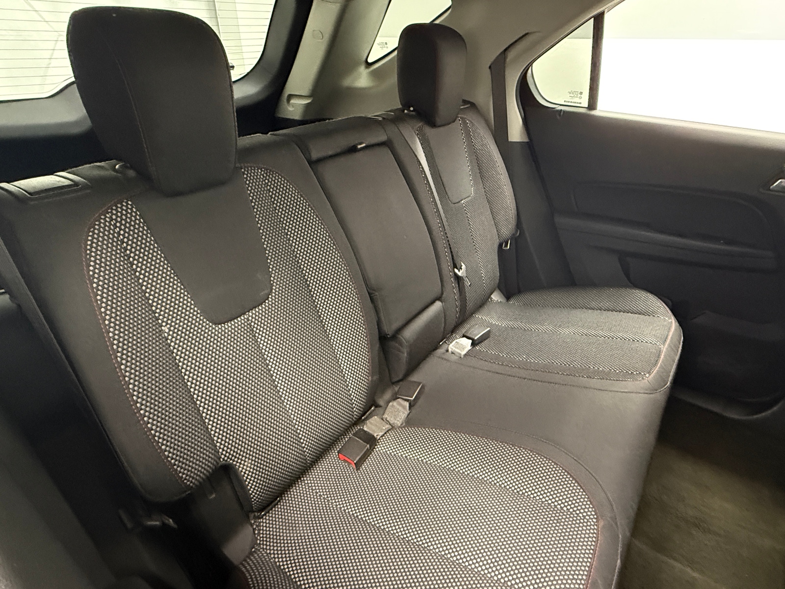 Thumbnail: 2017 Chevrolet Equinox - 6