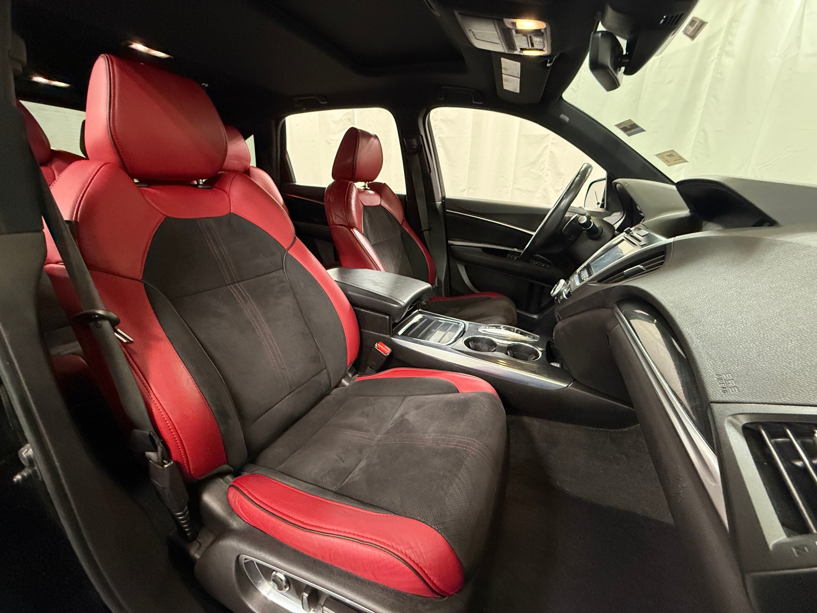 Thumbnail: 2020 Acura MDX - 2