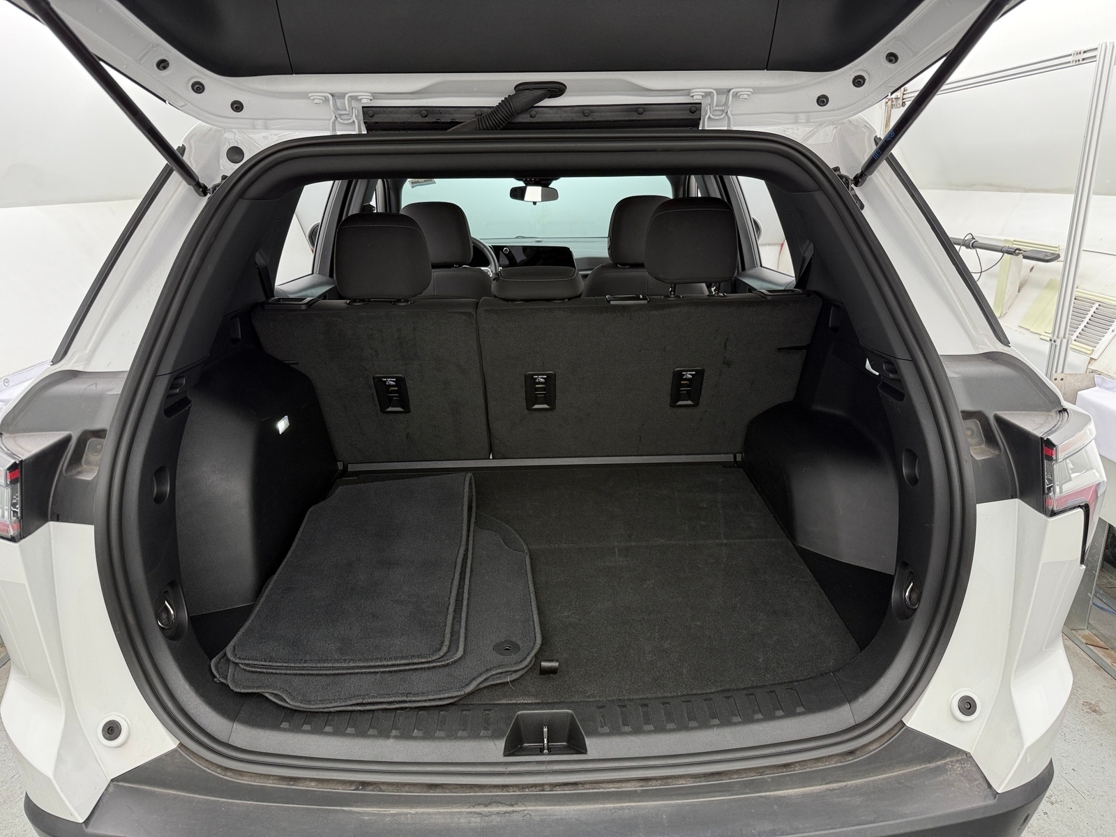 Thumbnail: 2025 Chevrolet Equinox - 7