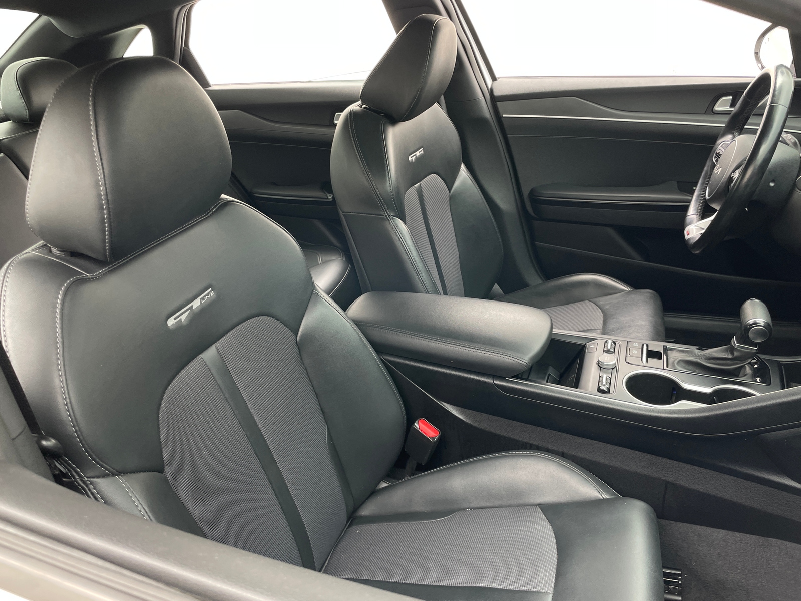 Thumbnail: 2022 Kia K5 - 2