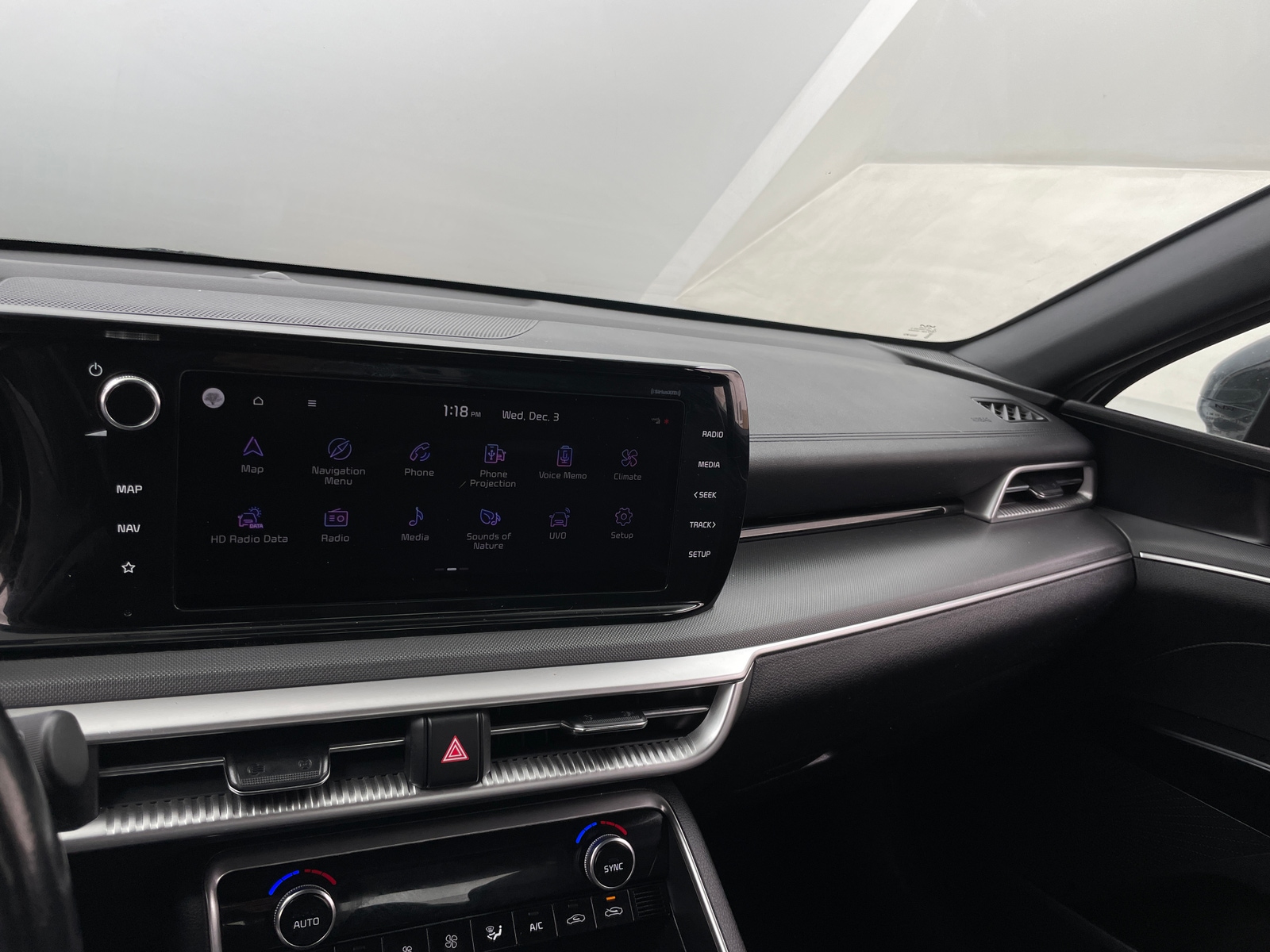 Thumbnail: 2022 Kia K5 - 4