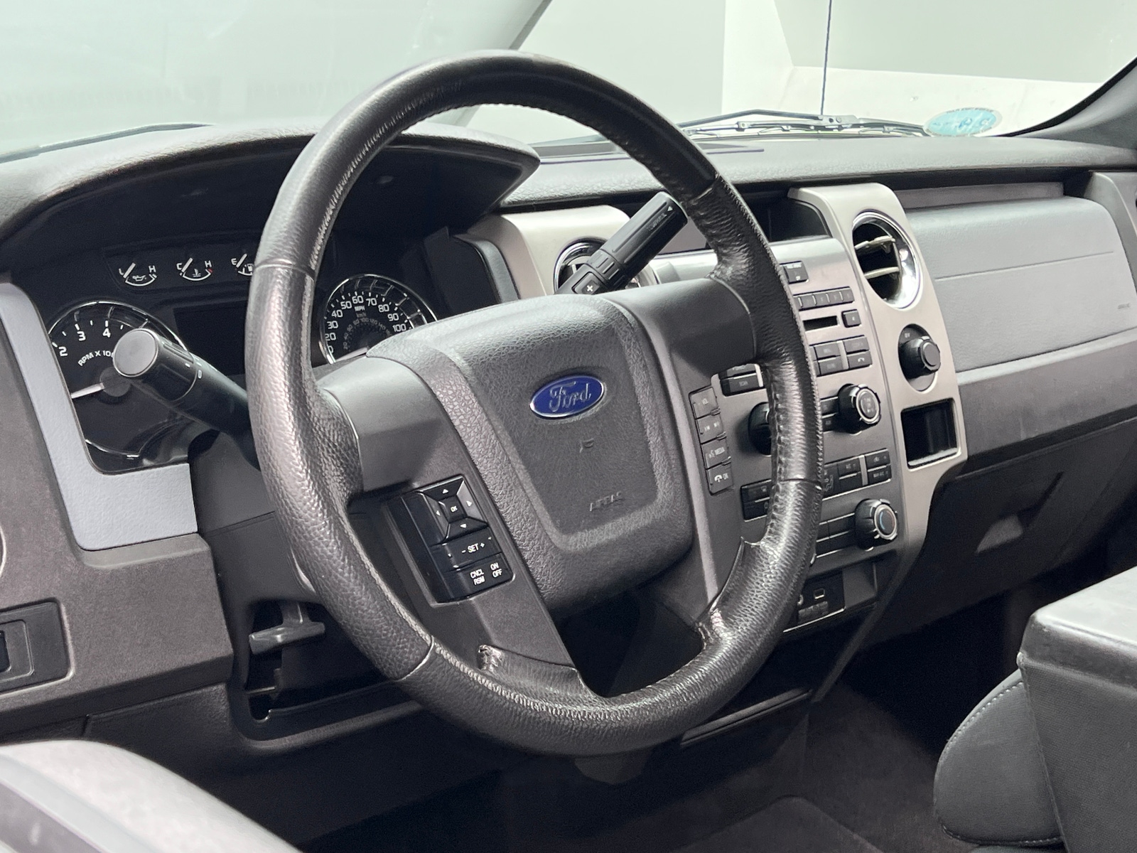 Thumbnail: 2012 Ford Econoline - 4