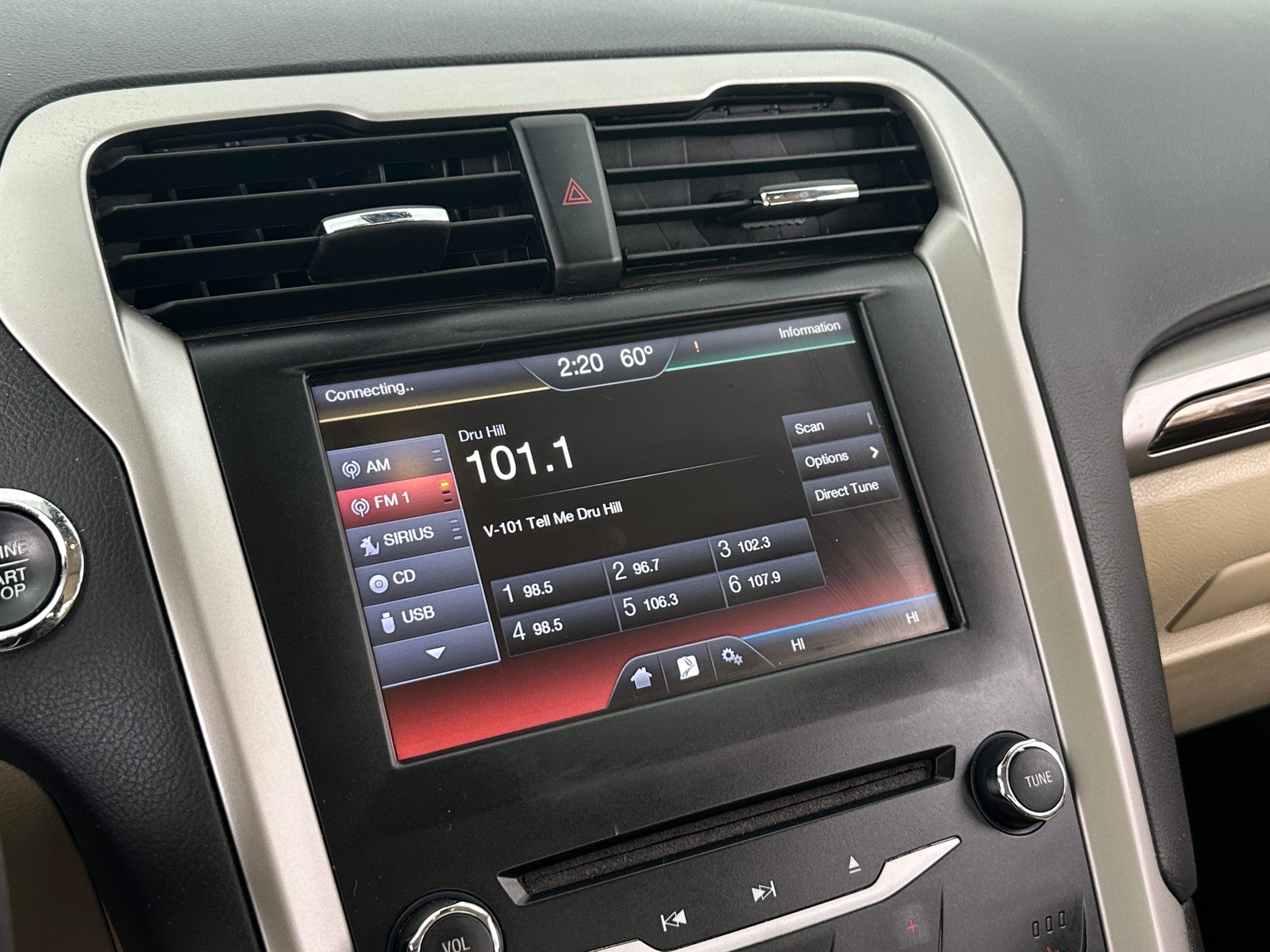 Thumbnail: 2014 Ford Fusion - 3