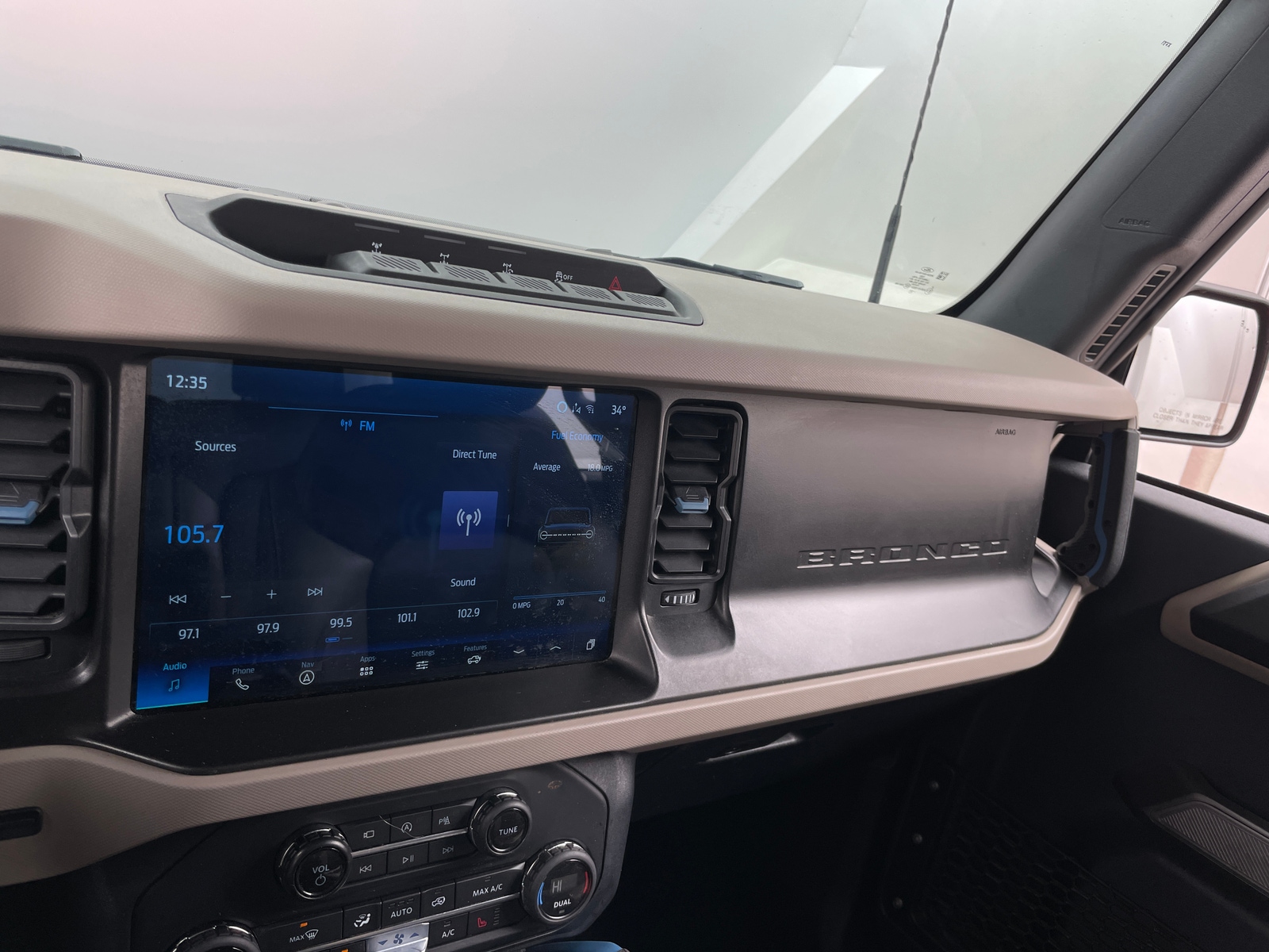 Thumbnail: 2021 Ford Bronco - 3